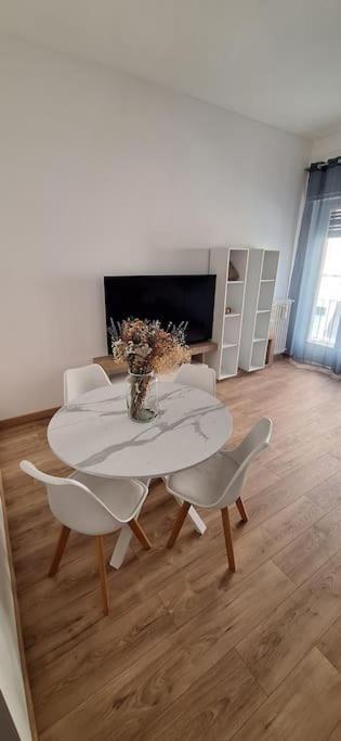 Faby & Fra Apartments Livorno Exterior foto